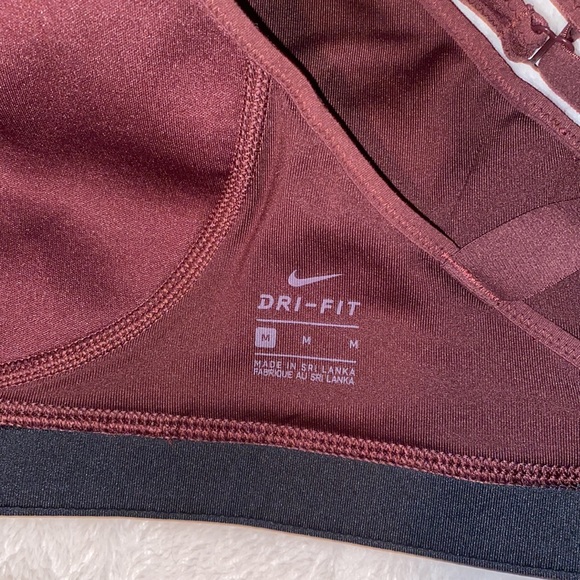 Nike Sports Bra - Picture 3 of 3